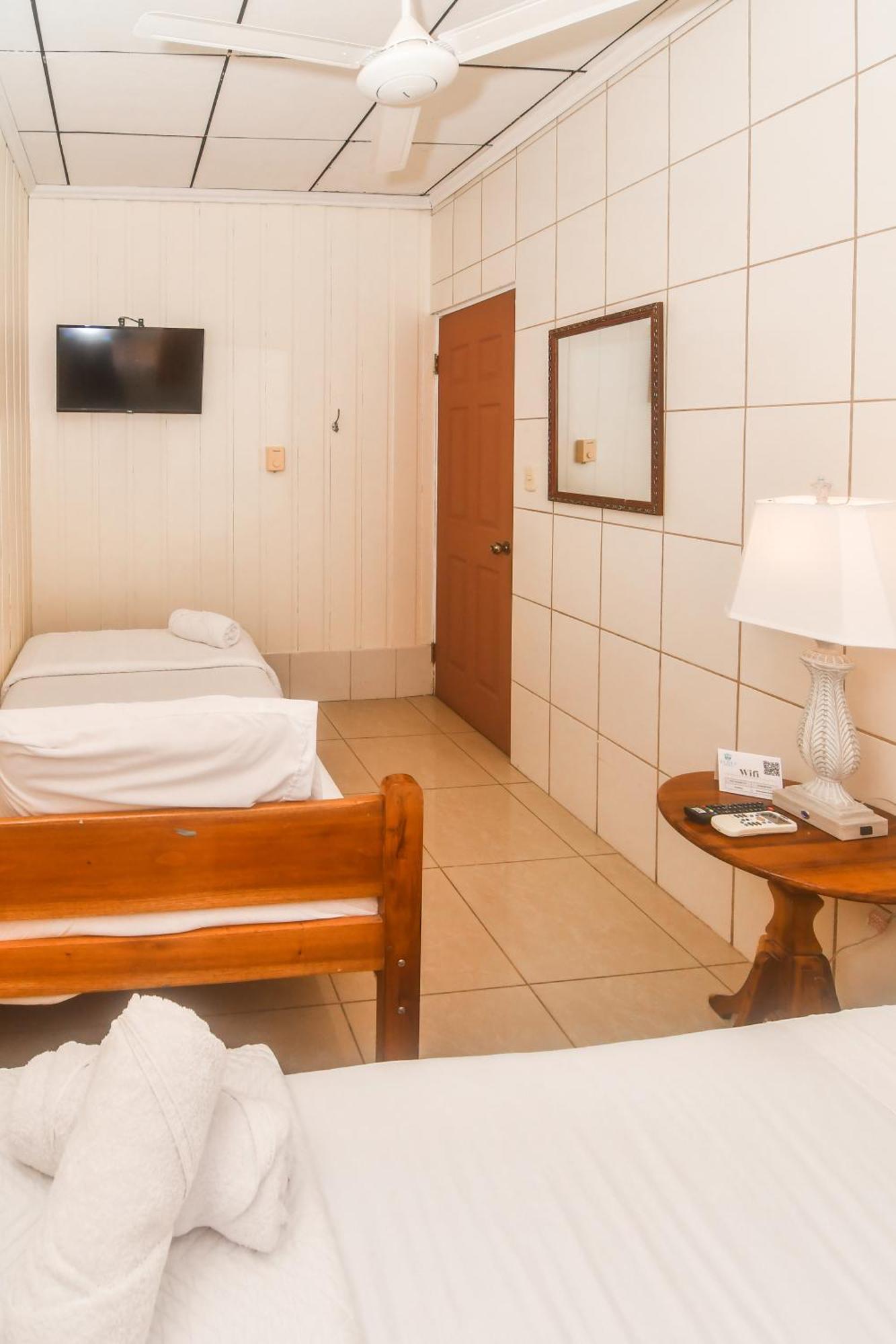 Hotel Aldea Chorotega Пунтаренас Екстер'єр фото